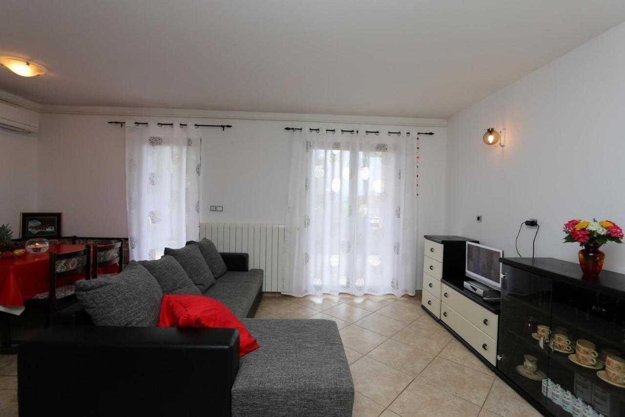 Apartments Iva & Ammm Малинска Номер фото